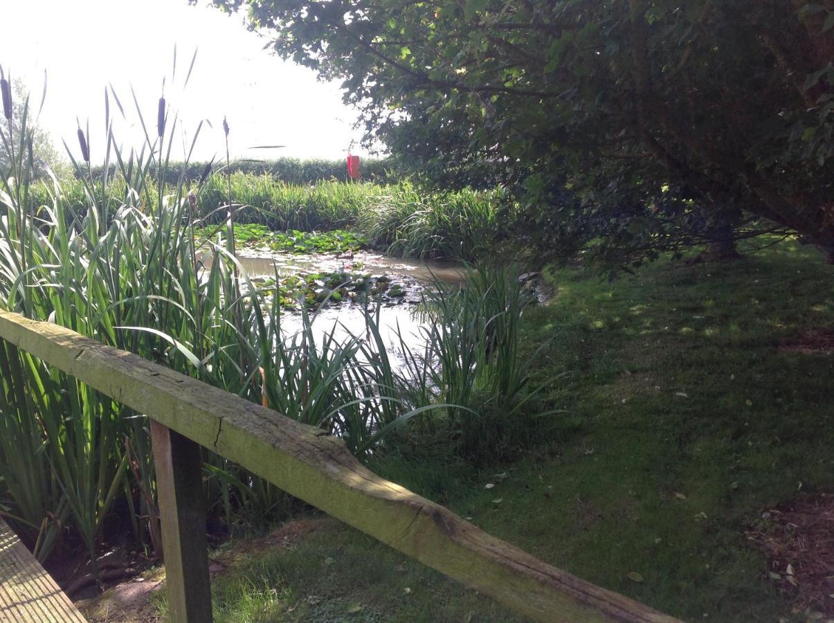 The Oak Lodge, Clematis Cottages, Stamford Luaran gambar