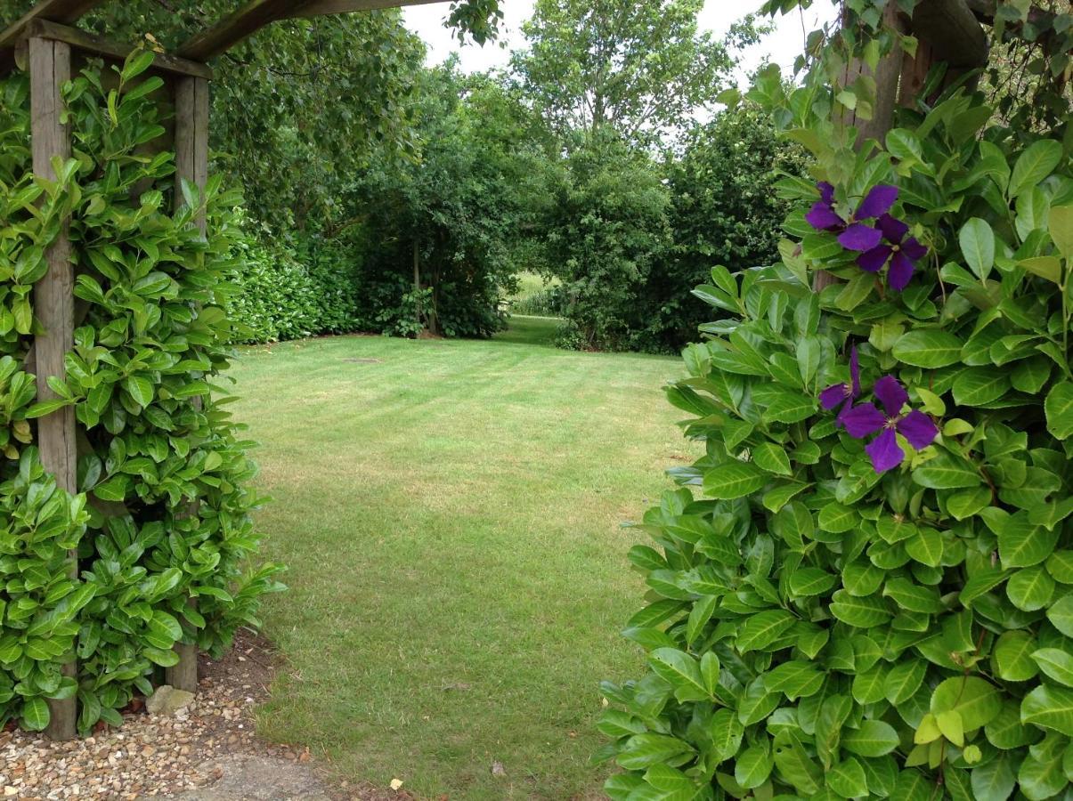 The Oak Lodge, Clematis Cottages, Stamford Luaran gambar